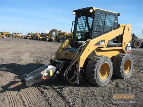 236 caterpillar skid steer|caterpillar 236b skid steer specs.